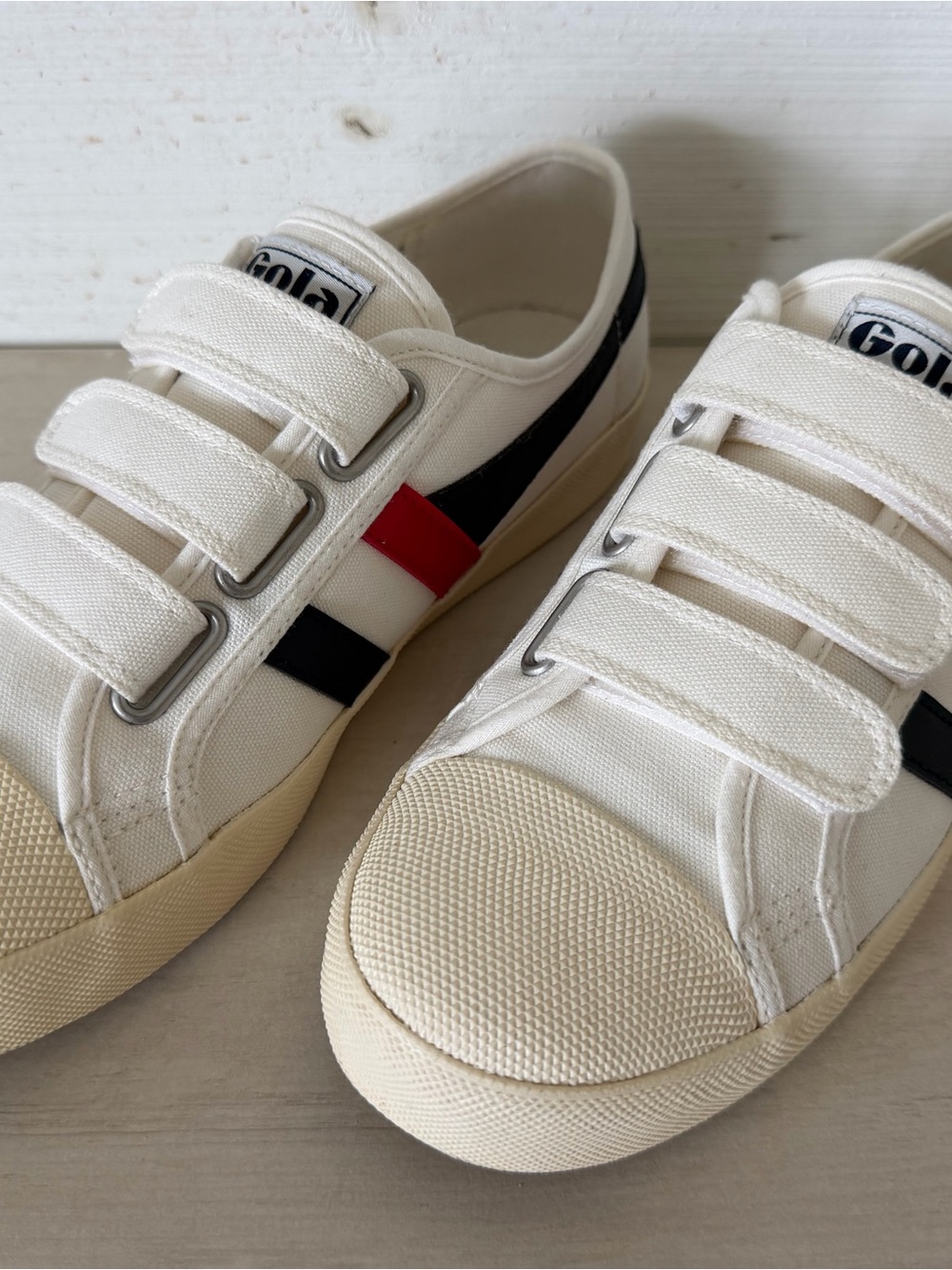Gola Coaster Hook-and-Loop Strap Canvas Sneakers Women’s Size 8 White Blue Red - Picture 2 of 10